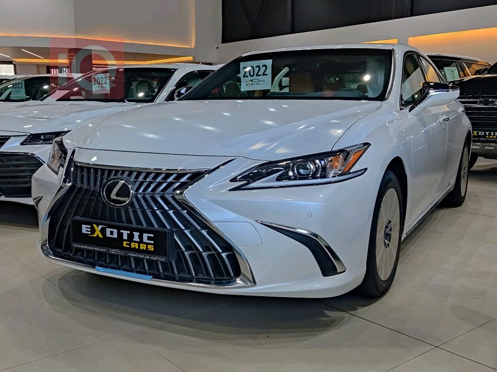 Lexus ES